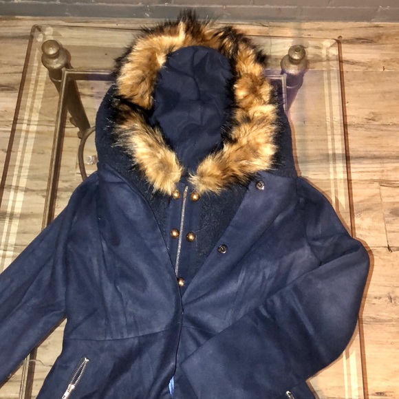 Hooded Navy Blue Coat ❄️ - Picture 1 of 3